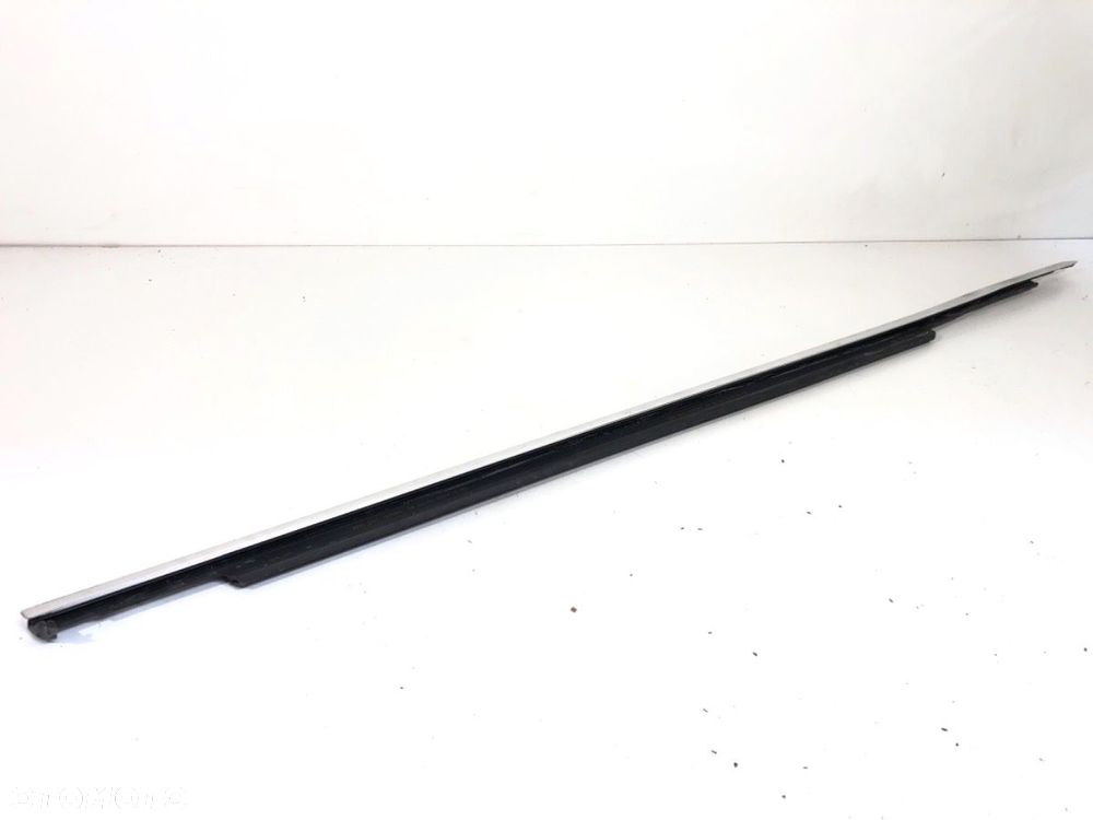 LISTWA ZGARNIAJĄCA PRZÓD PRAWY  BMW 5 (G30, F90) 2016 - 2022 530 e Plug-in-Hybrid 135 kW [184 KM] - 2