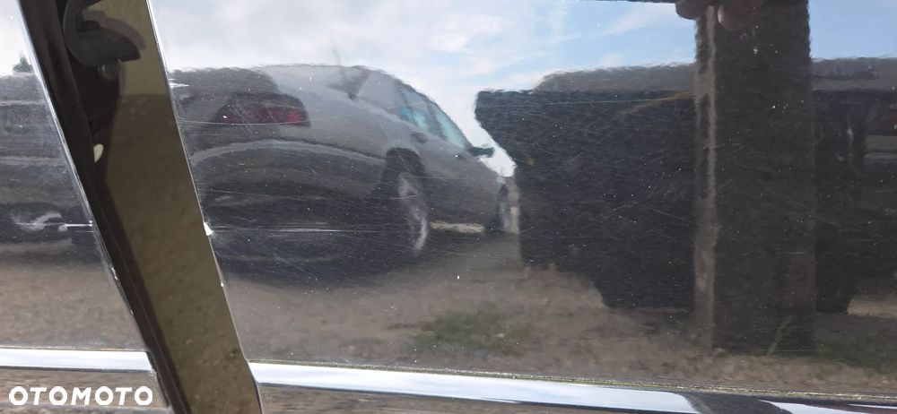 Dzrwi lewe Audi A4 B7 poszycie LY9B - 4