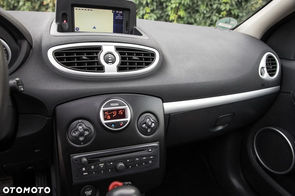 Renault Clio 1.6 16V Dynamique - 22