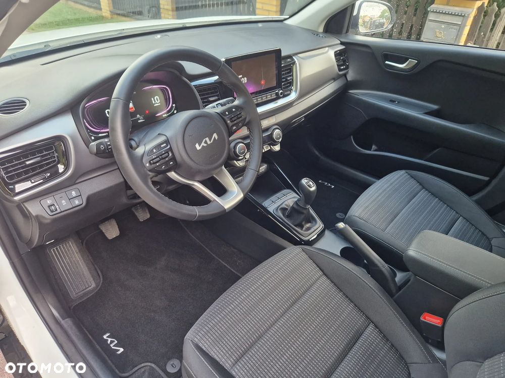 Kia Stonic - 11