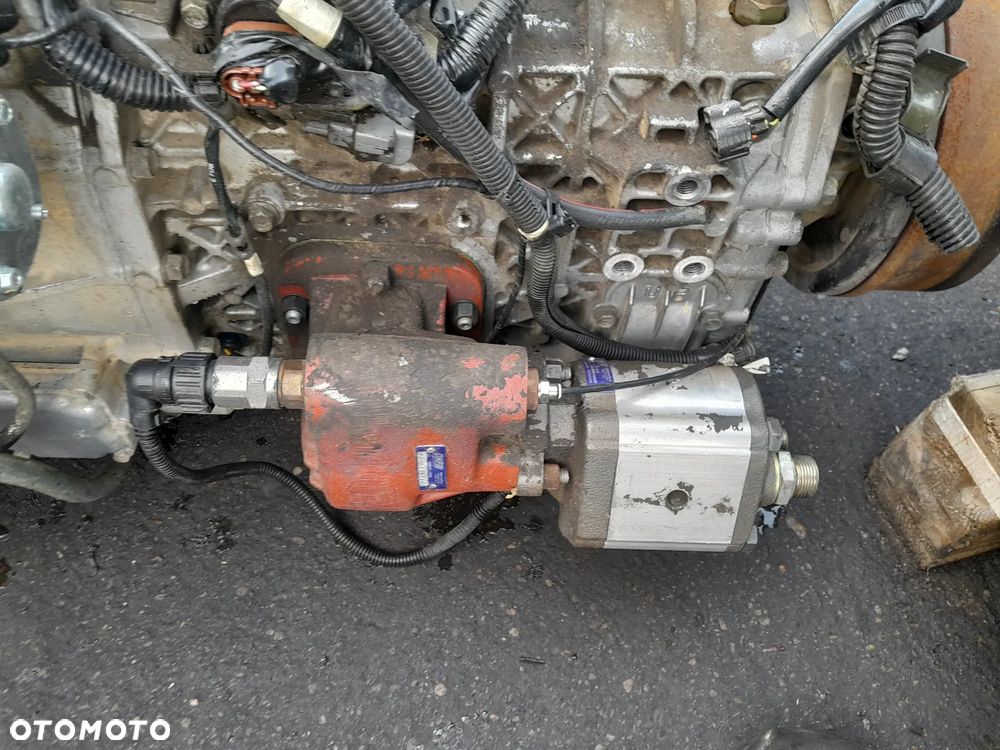 Przystawka hydrauliczna z pompą Isuzu NQR EURO 4 2005-2009r. 150KM TDI