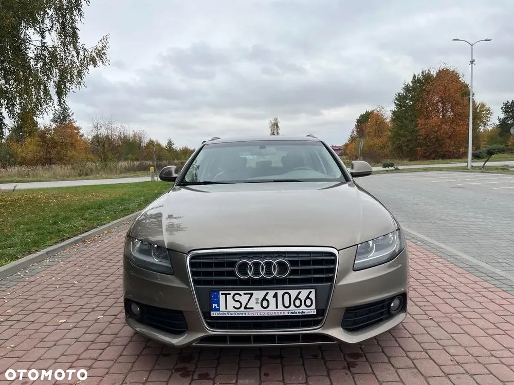 Audi A4 Avant 2009 photo 2