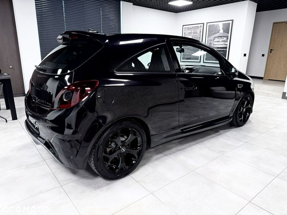 Opel Corsa 1.6 Turbo OPC - 4