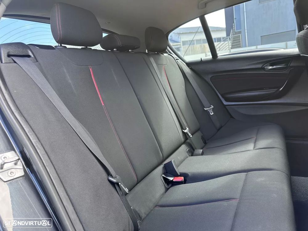 BMW 116 d EDynamics Line Sport — fotografia 44