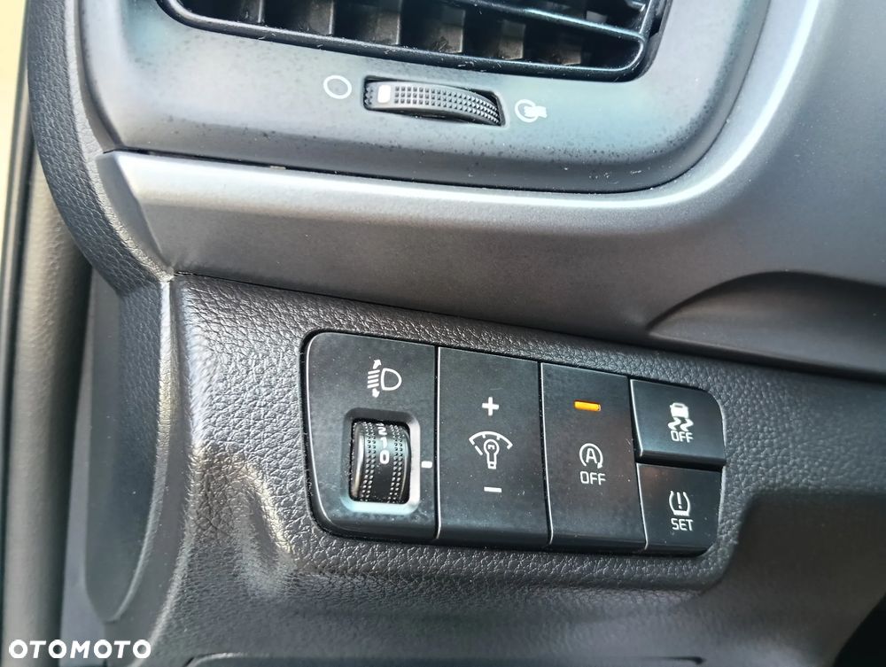 Kia Stonic 1.2 M - 18