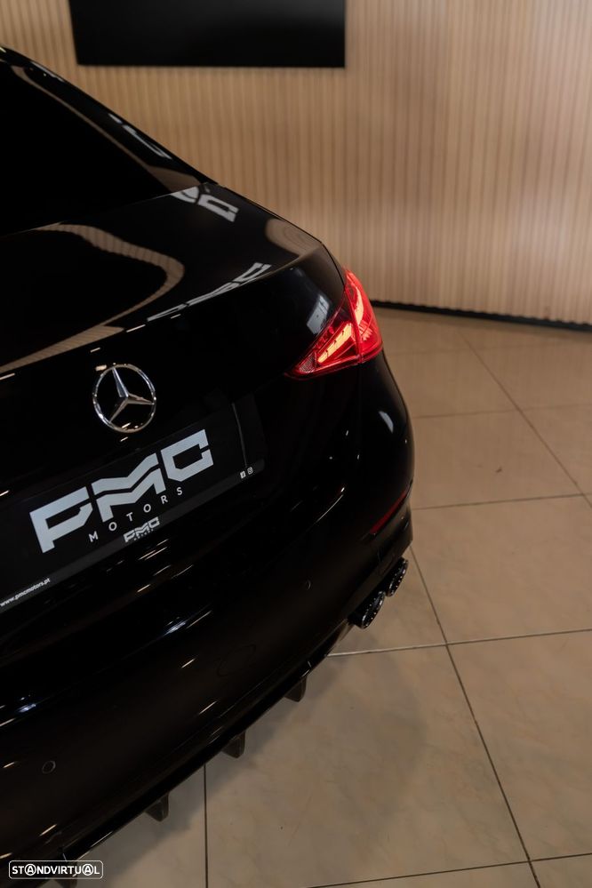 Mercedes-Benz C 300 e AMG Line - 20