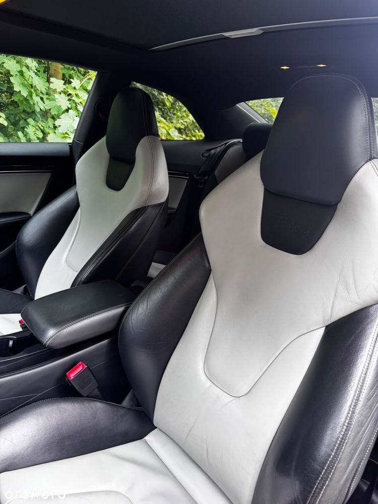 Audi S5 Coupé - 17