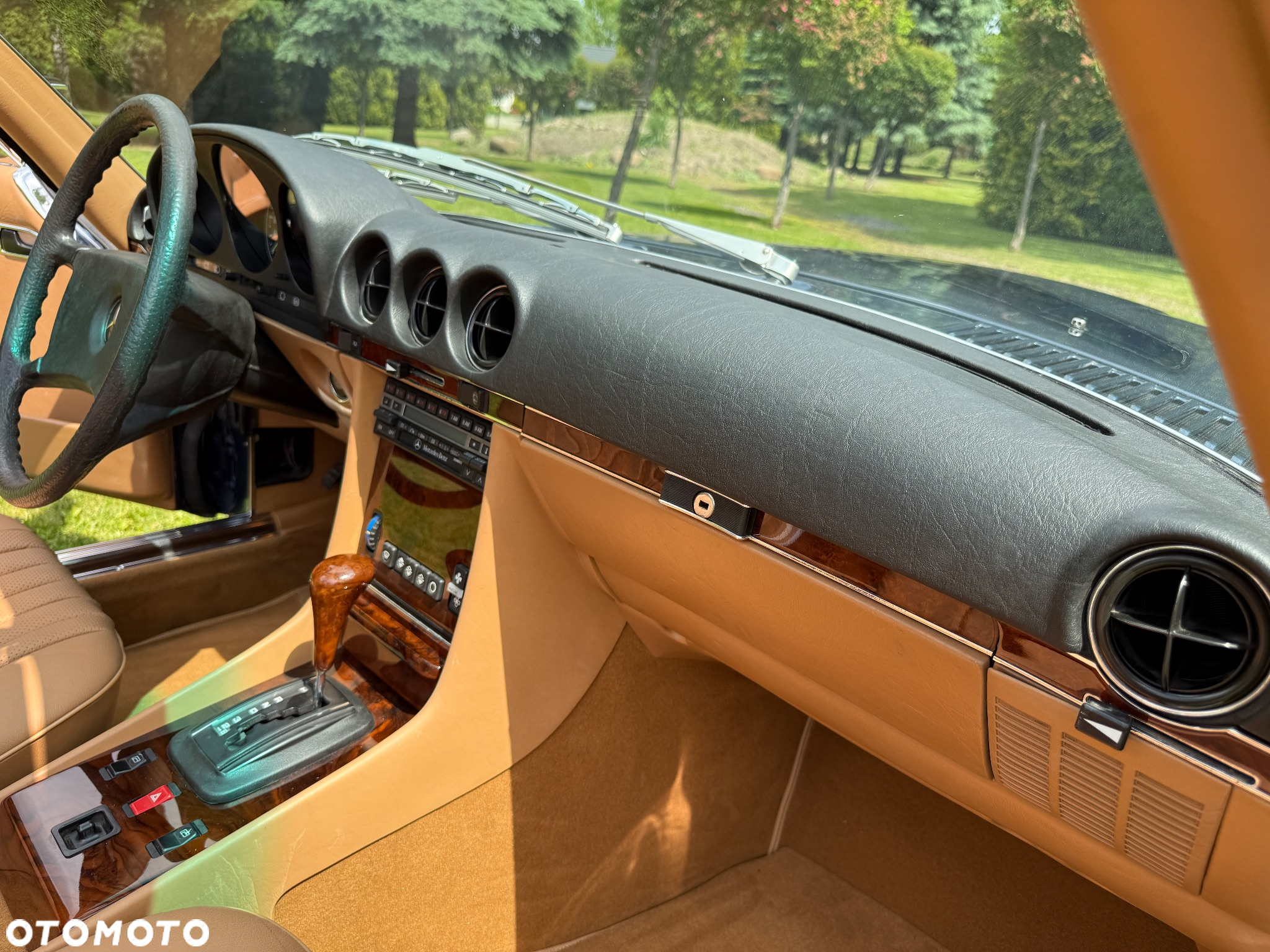 Mercedes-Benz SL - 16
