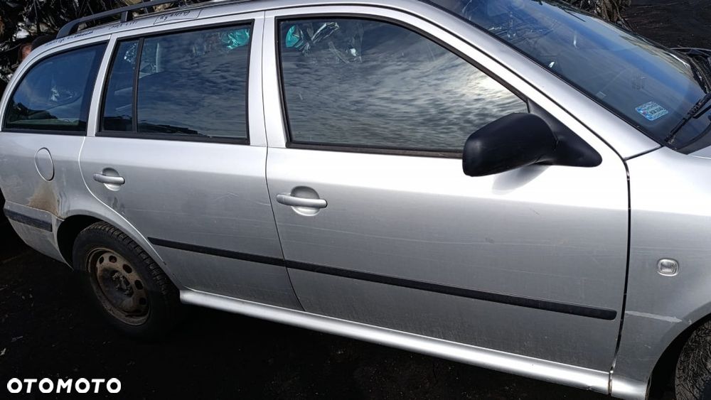 35968 Skoda octavia I lift model od 00-06 silnik 1.9 TDI 90 km ALH skrzynia EGR lakier LF7T - 4