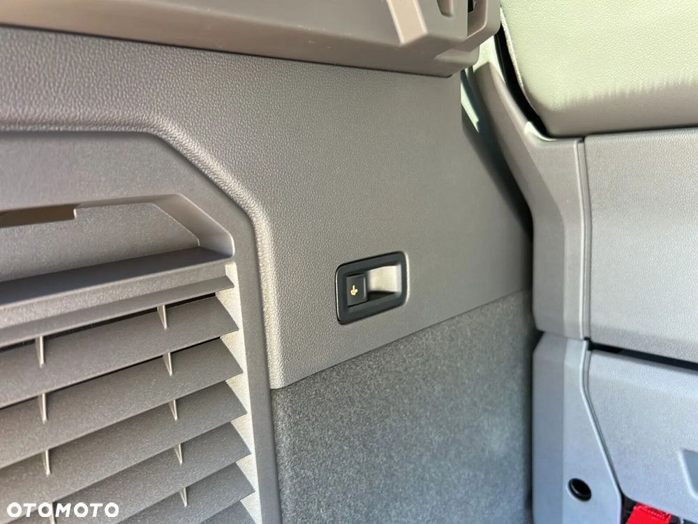 Volkswagen Multivan 2.0 TSI L2 Edition DSG - 35