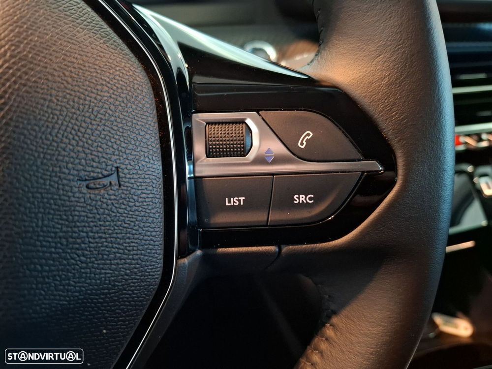Peugeot e-208 50 kWh Allure - 17