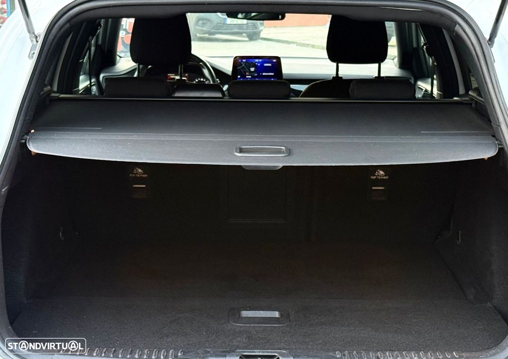 Ford Focus SW 1.0 EcoBoost ST-Line - 24