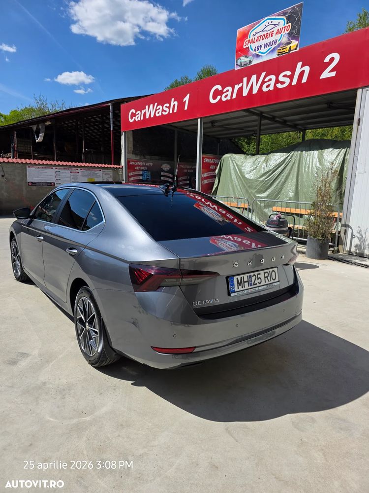 Skoda Octavia 2.0 TDI DSG Style - 2