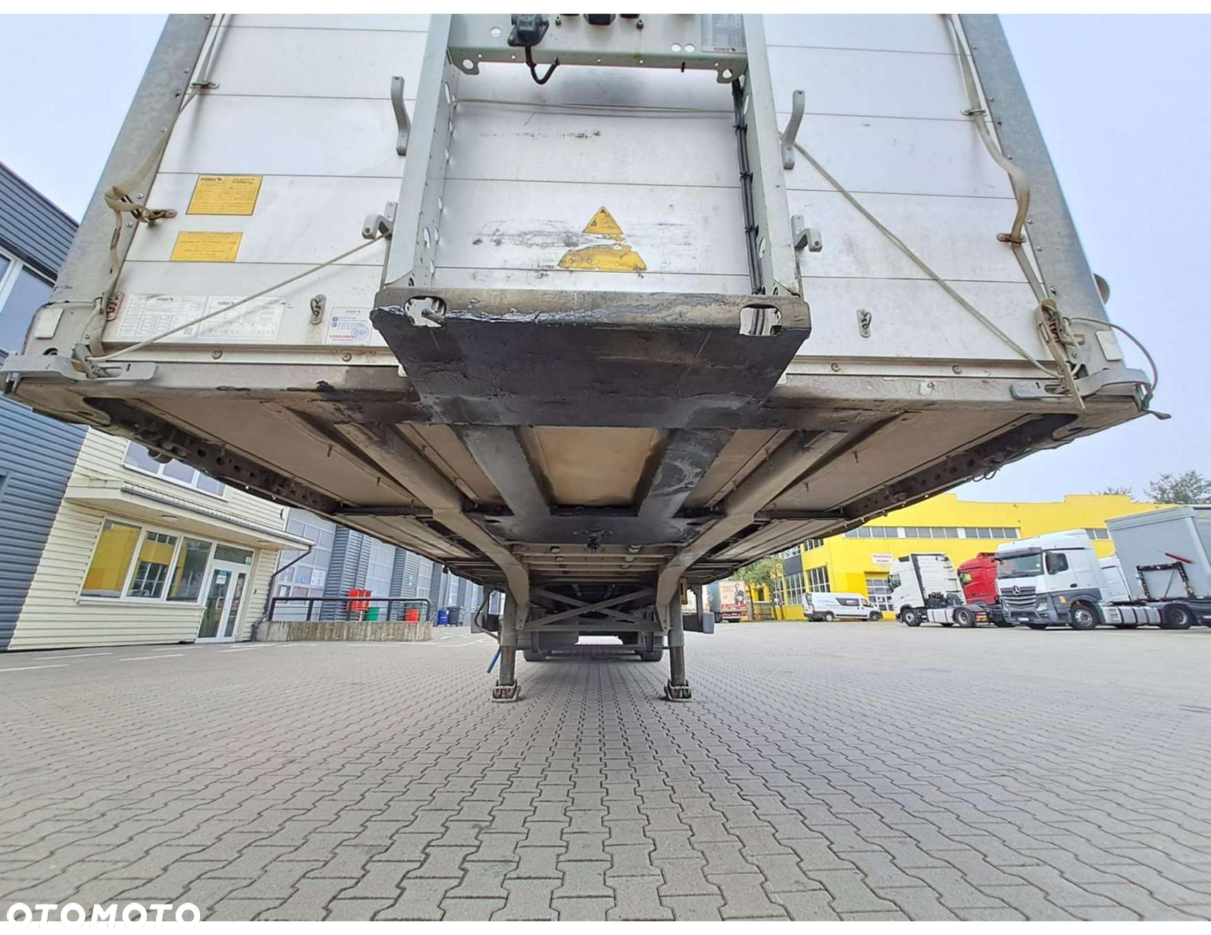 Schmitz Cargobull SCS24/L Varios - 3