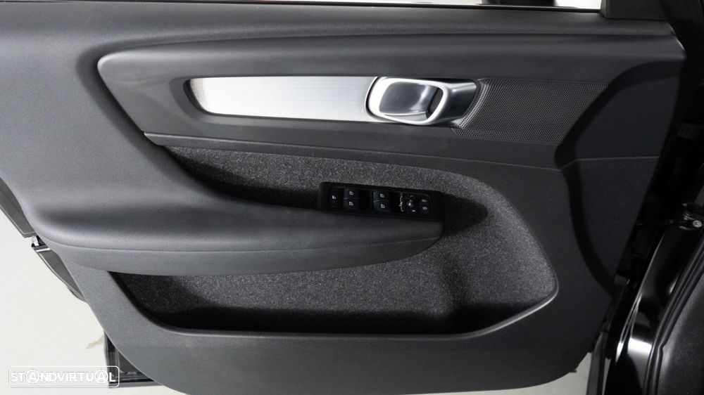 Volvo XC 40 1.5 T4 PHEV Inscription Expression - 28