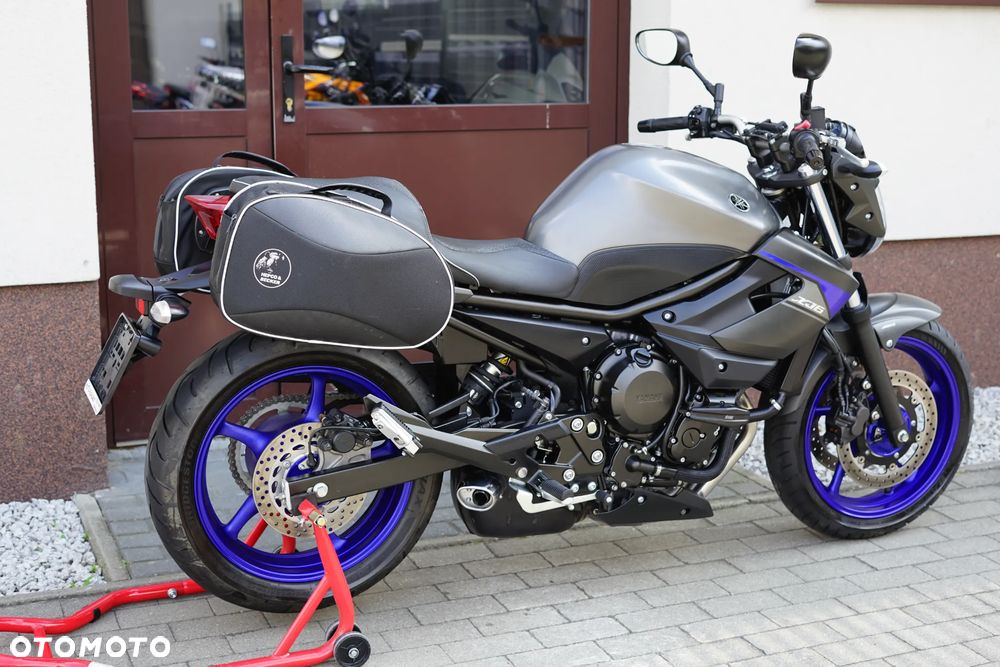 Yamaha XJ - 4