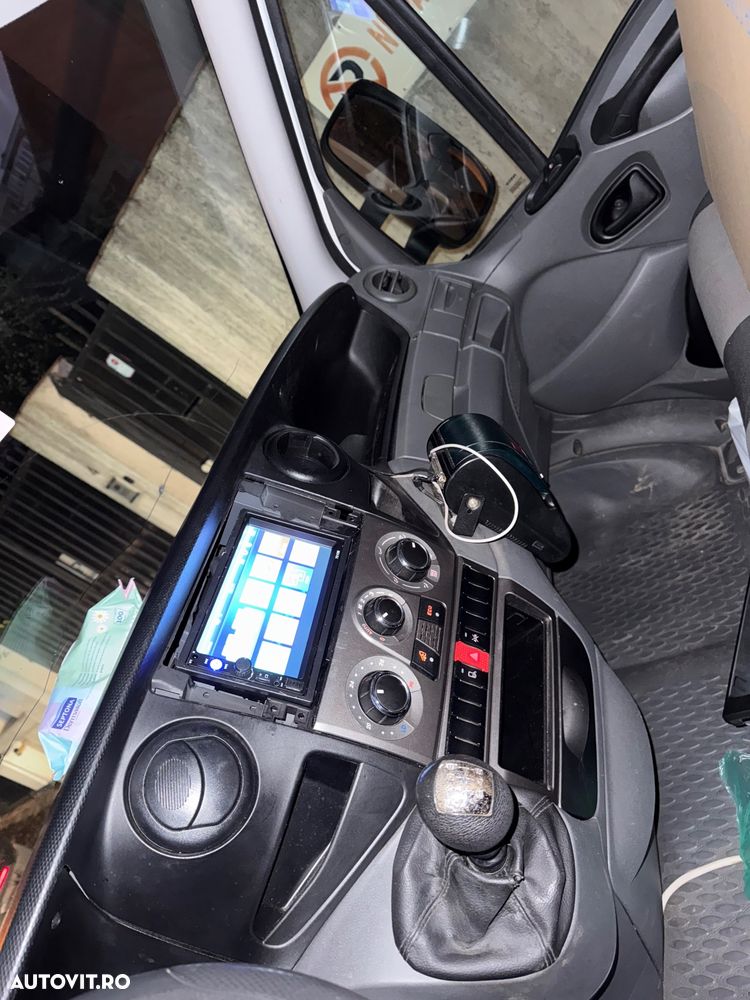 Iveco Daily 35c Frigorific Frig Carrier an 2014 Cub Izoterm 298.000km Istoric Service Facturi Kit Distribuție Ambreiaj Rezivie Frig AC Navi Discuri Placute Baterie Anvelope direcție suspensie Vopsea Ok TVA - 13