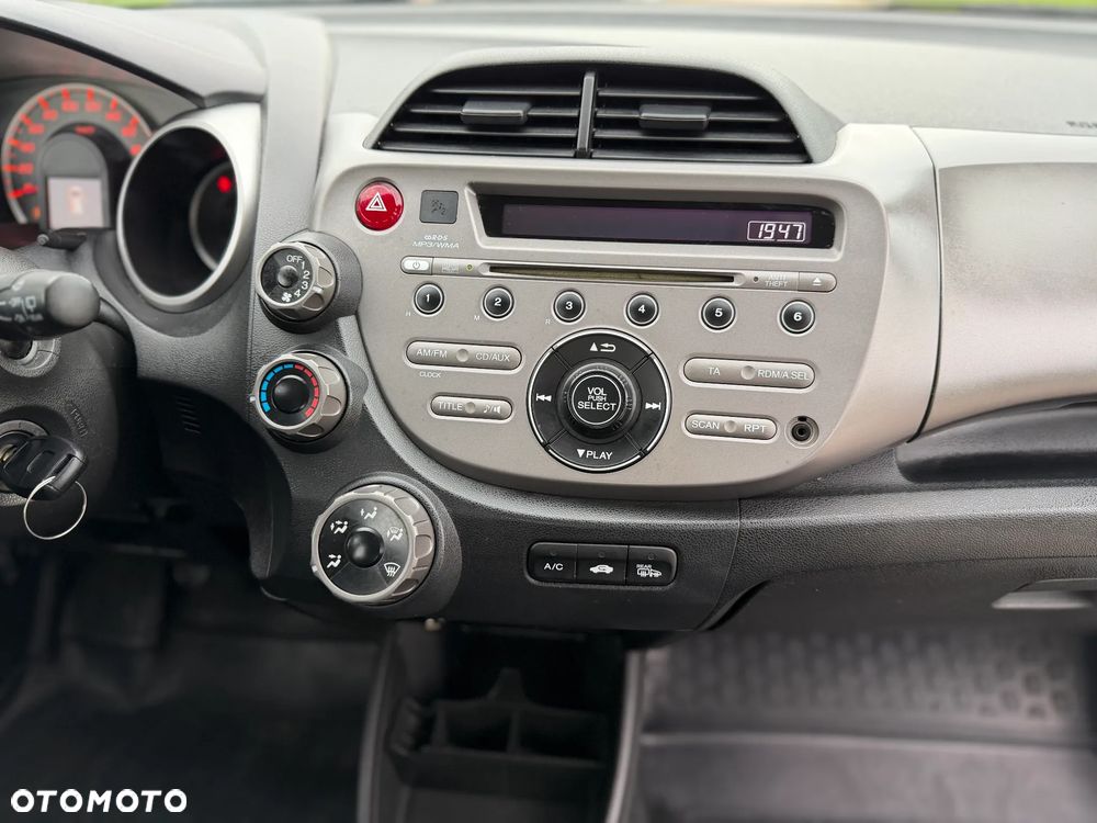Honda Jazz - 25