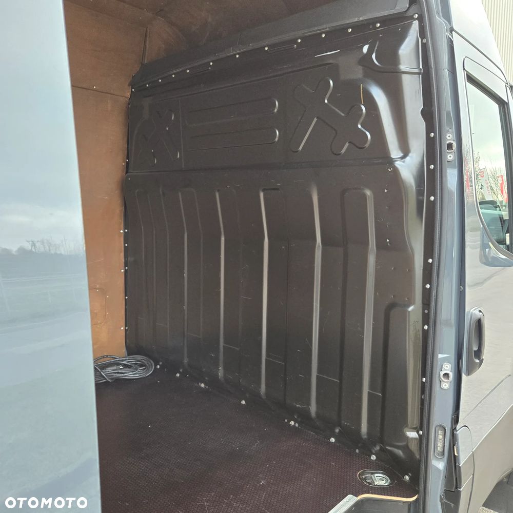 Iveco Daily 35s18 - 7