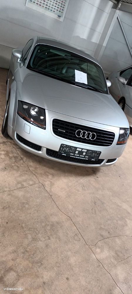 Audi TT Coupé 1.8 T - 2
