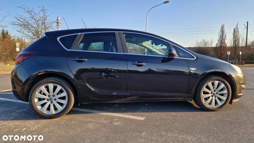 Opel Astra 1.4 T Edition 150 - 12