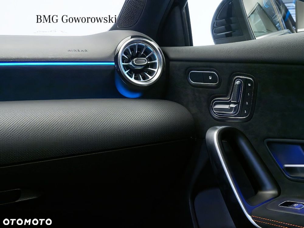 Mercedes-Benz Klasa A 250 e PHEV AMG Line 8G-DCT - 16