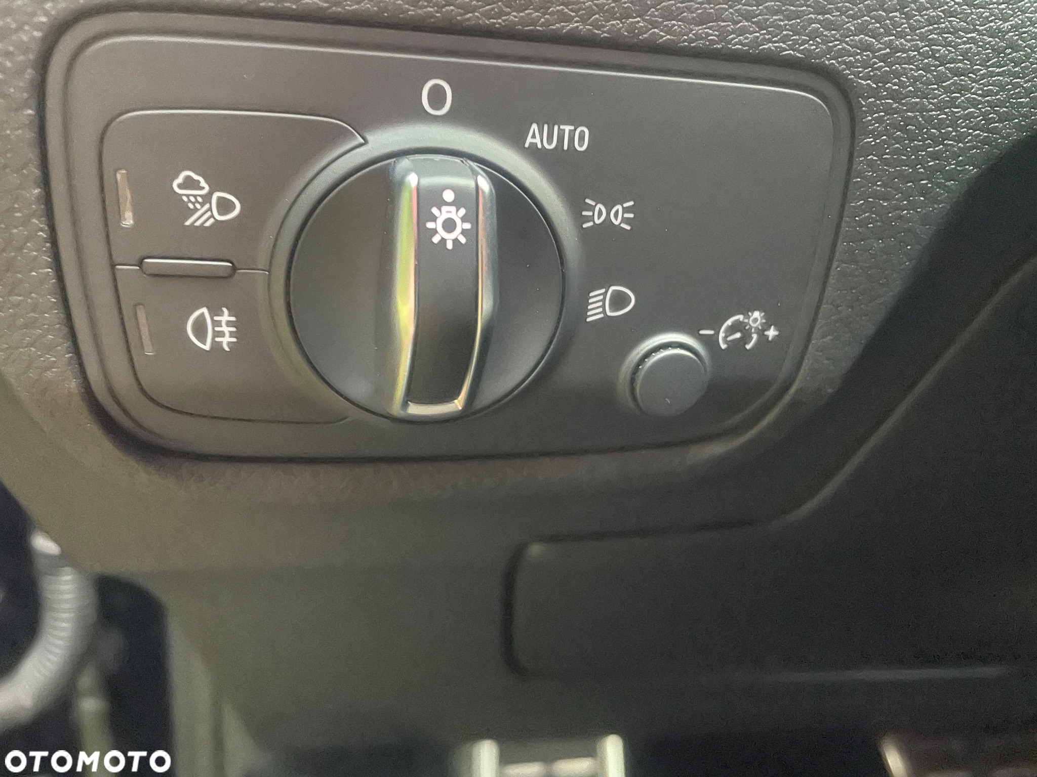 Audi Q2 35 TDI S tronic S line - 22