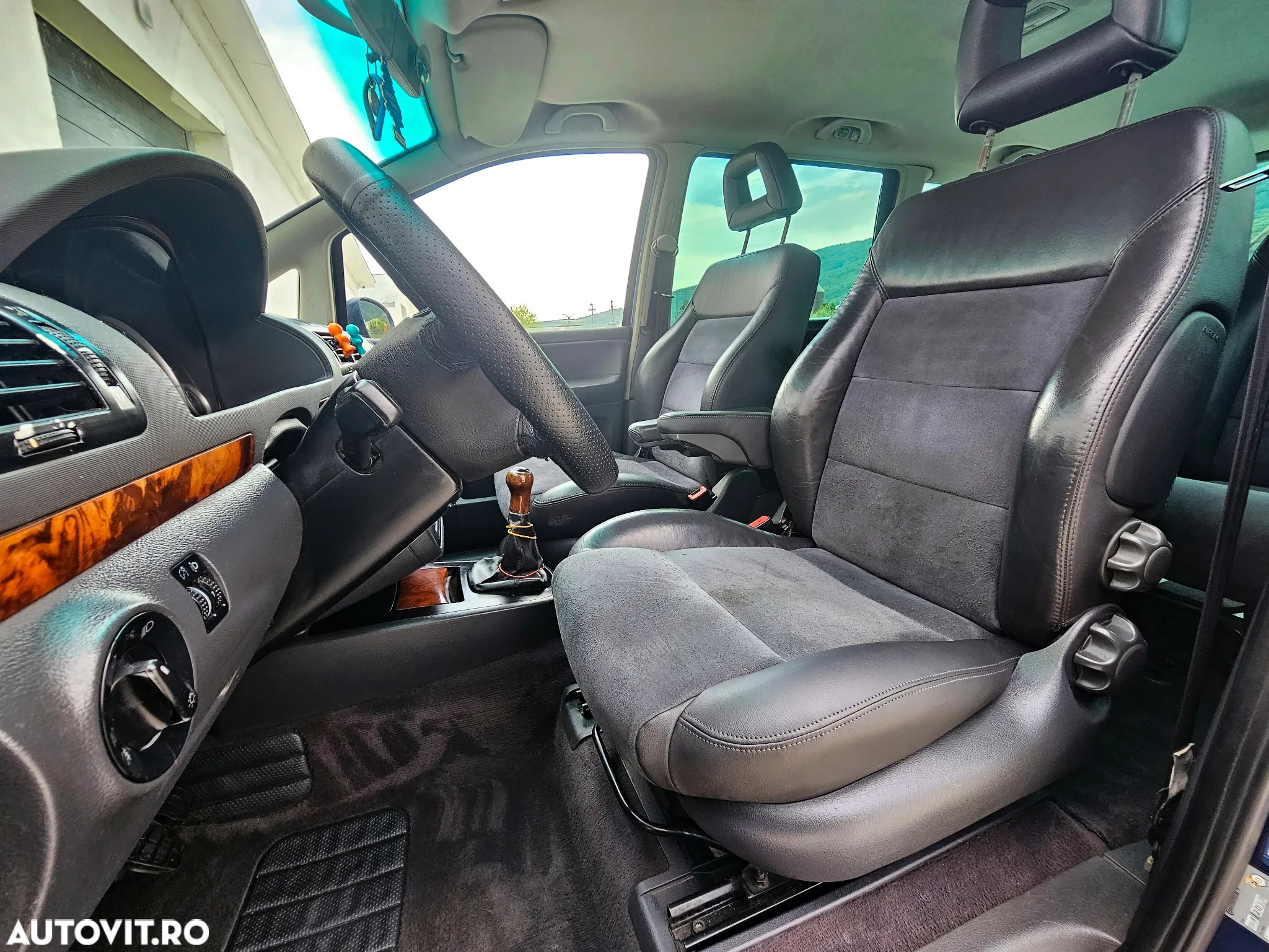 Volkswagen Sharan 1.9 TDI Family - 24