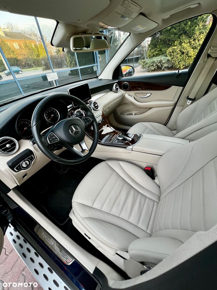 Mercedes-Benz GLC 350 e 4Matic 7G-TRONIC - 17