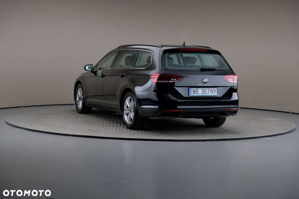 Volkswagen Passat Variant 2.0 TSI Business DSG - 2