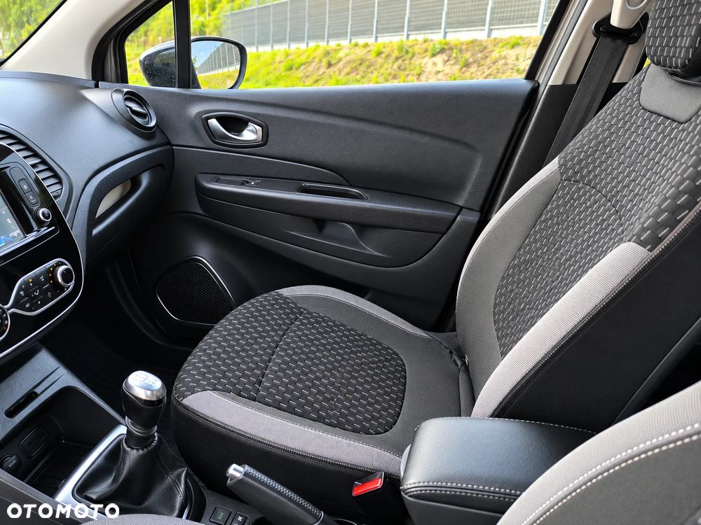 Renault Captur 1.2 Energy TCe Limited - 23