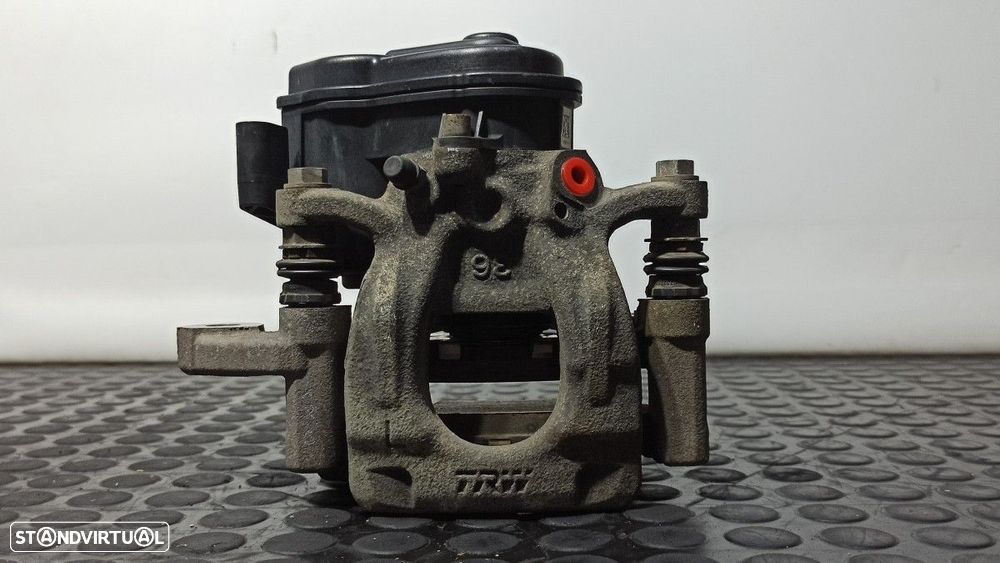 PINÇA DE TRAVÃO TRASEIRA ESQUERDA NISSAN QASHQAI (J11) ACENTA - 1