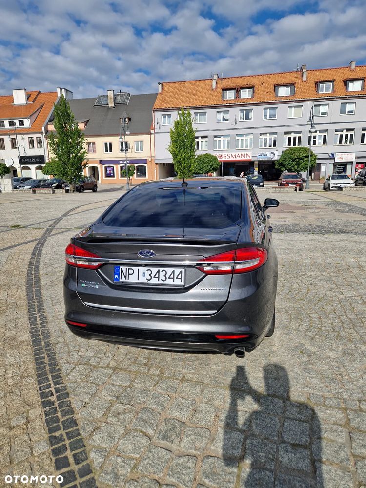Ford Mondeo 2.0 Hybrid Titanium - 4