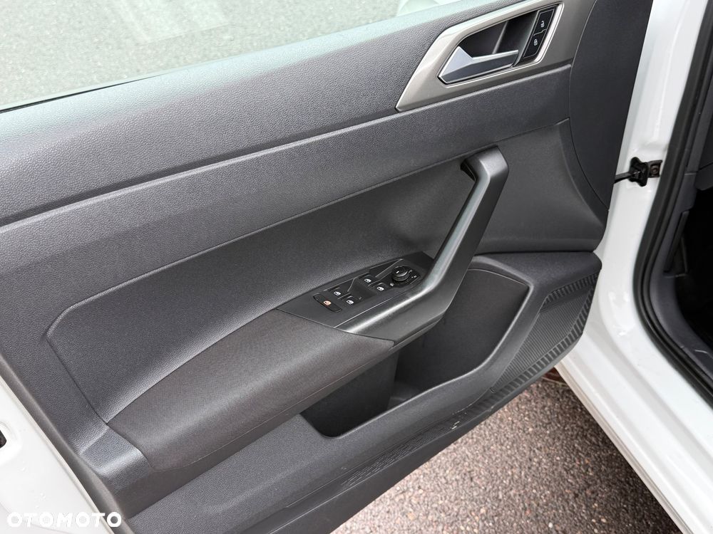 Volkswagen Polo 1.0 Comfortline - 11