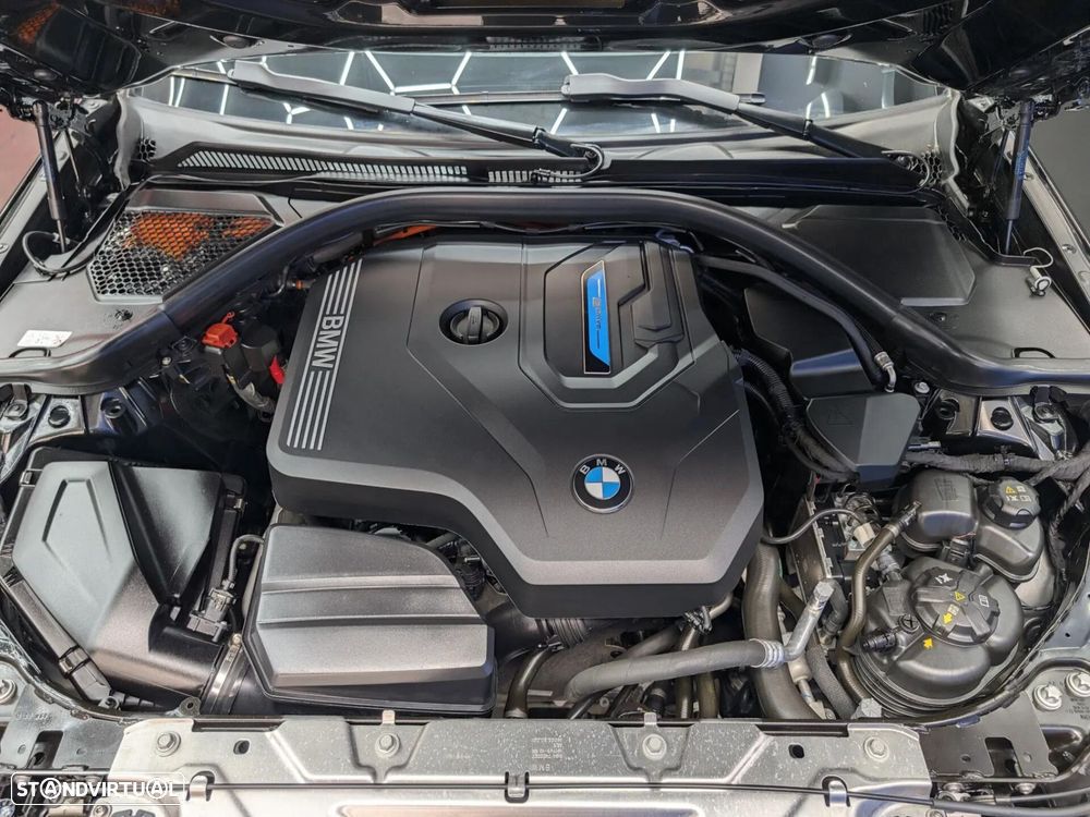 BMW 320 e Pack Desportivo M Auto - 30