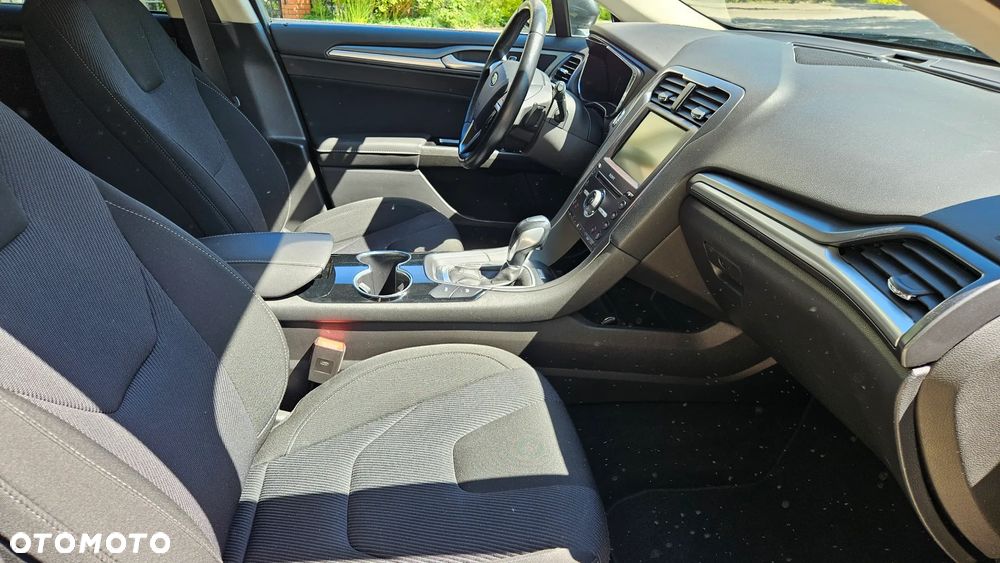 Ford Mondeo 2.0 TDCi Titanium PowerShift - 16