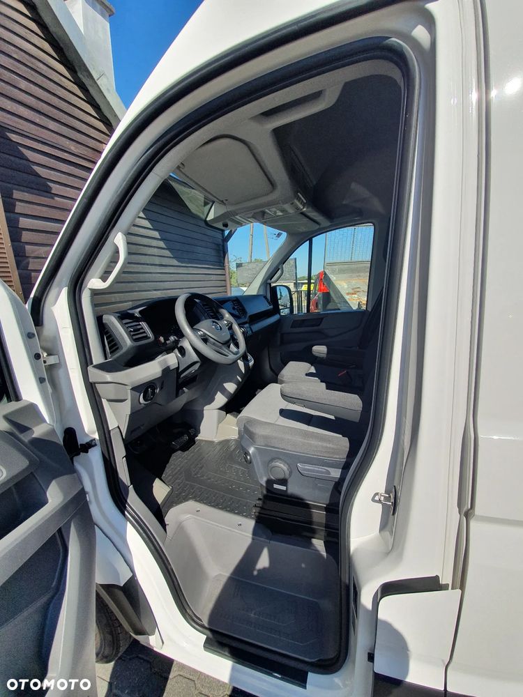 Volkswagen CRAFTER - 13