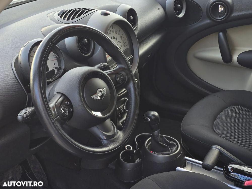 Mini Countryman - 25