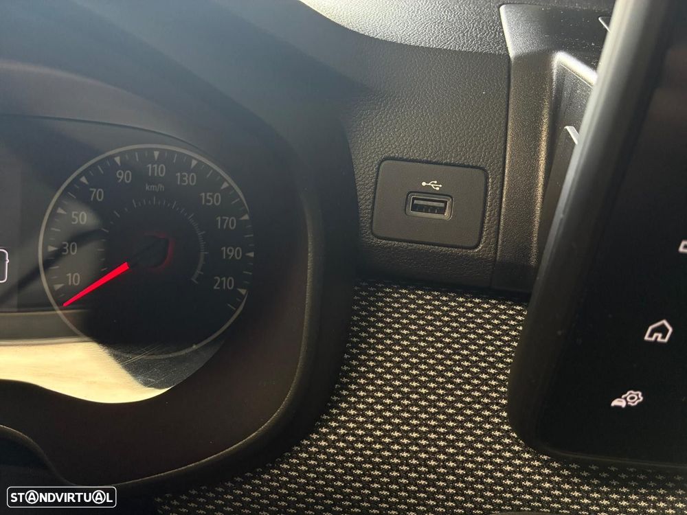 Dacia Sandero 1.0 TCe Expression CVT - 24