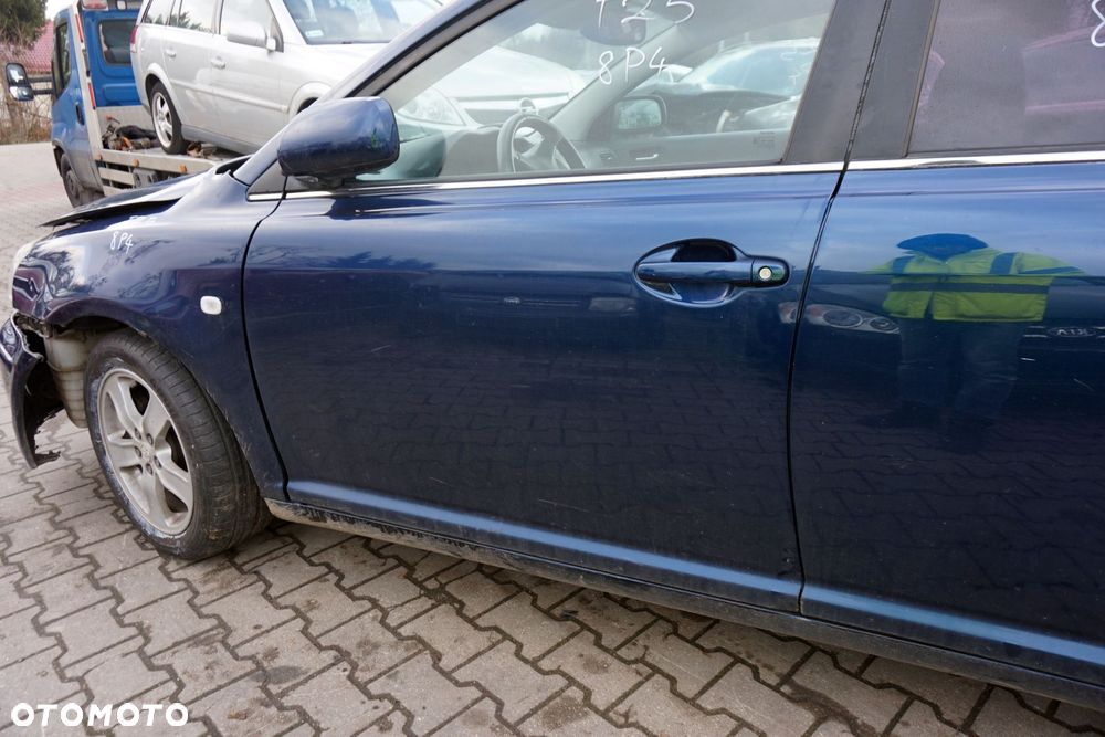 DRZWI PRZEDNIE LEWE AVENSIS II T25 KOMBI 8P4  GRANATOWY TOYOTA 2003-2006 - 2