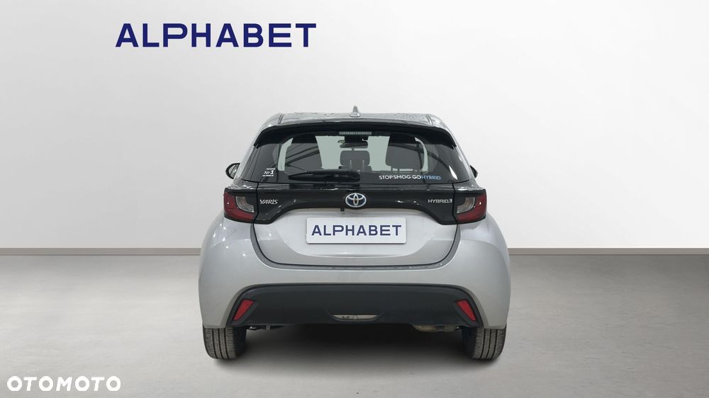 Toyota Yaris - 4