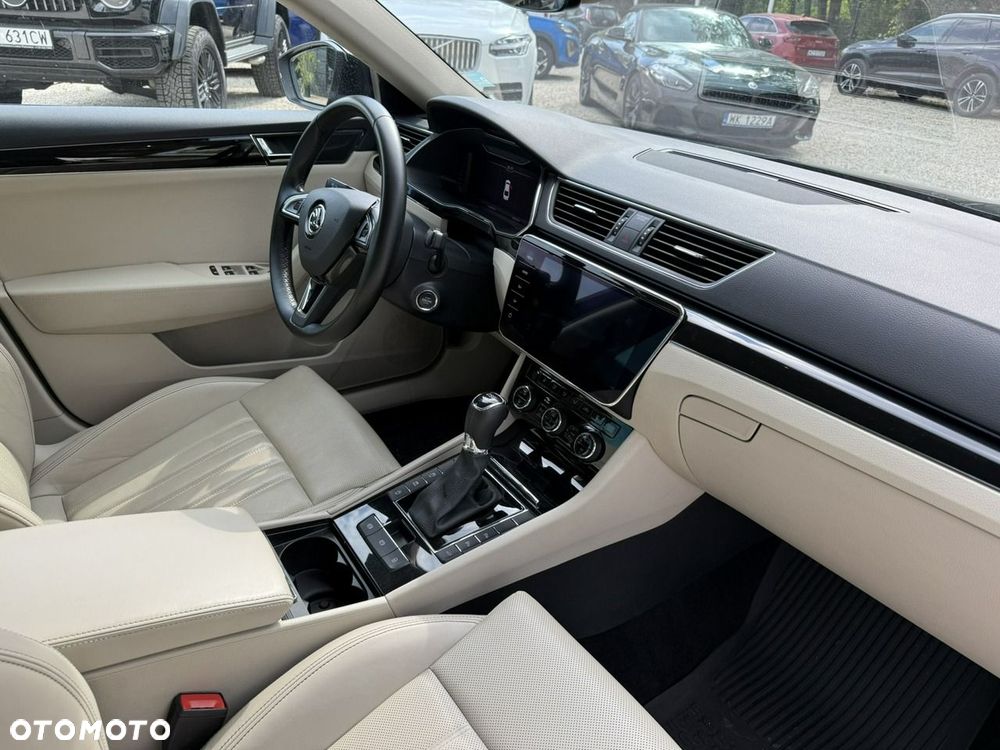 Skoda Superb - 19