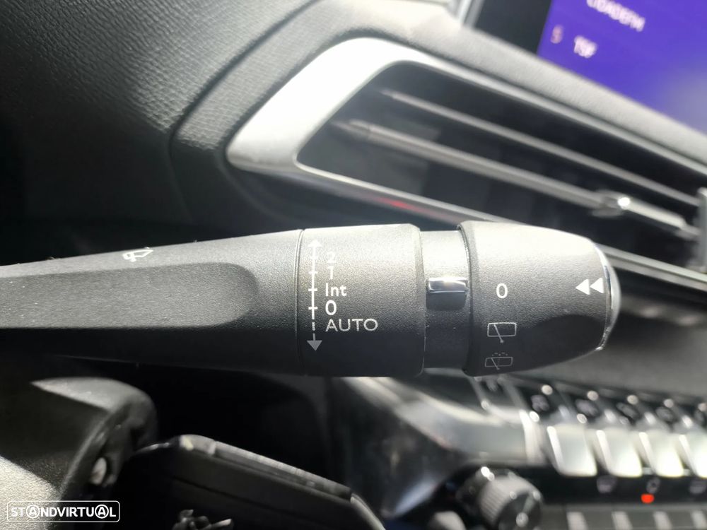 Peugeot 3008 1.5 BlueHDi GT Line - 24