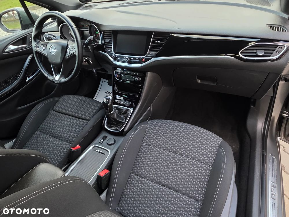 Opel Astra 1.4 Turbo Edition - 24