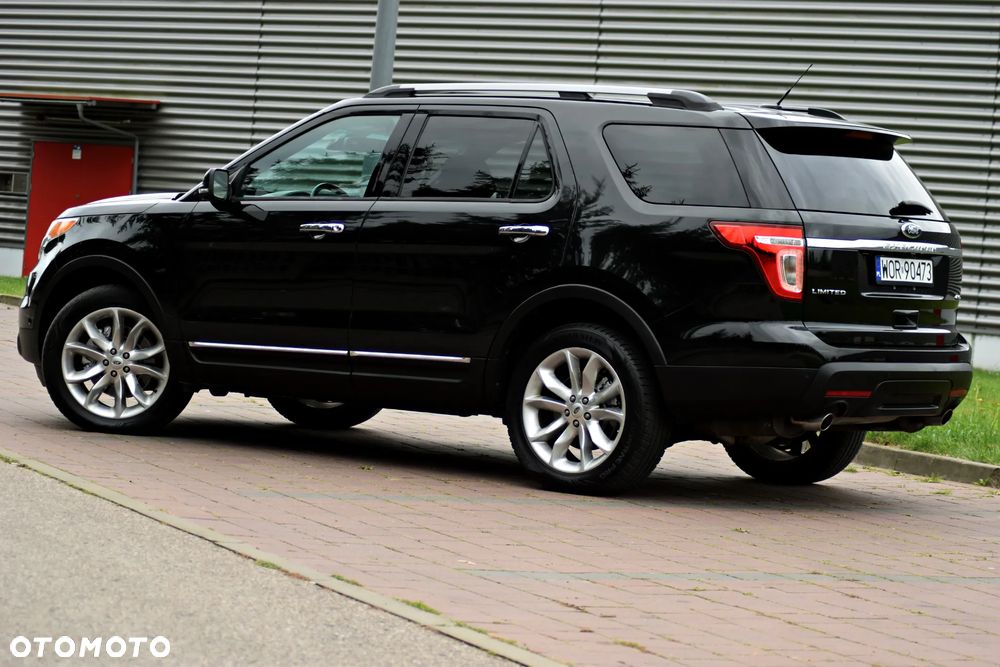 Ford Explorer - 27