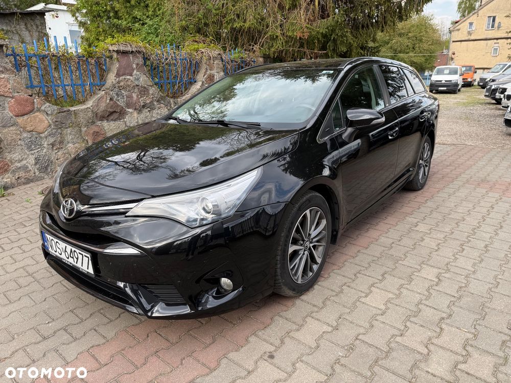 Toyota Avensis 2.0 D-4D Prestige - 5