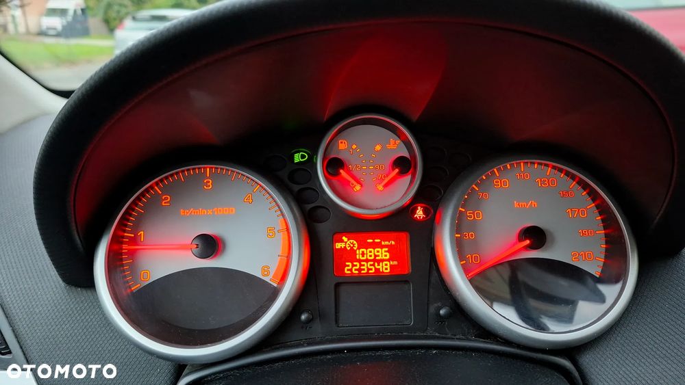 Peugeot 207 1.4 HDi Trendy - 10
