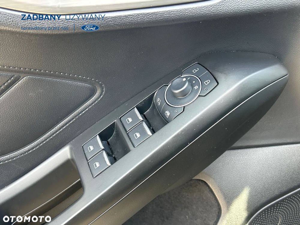 Ford Focus 1.0 EcoBoost Hybrid TITANIUM - 14