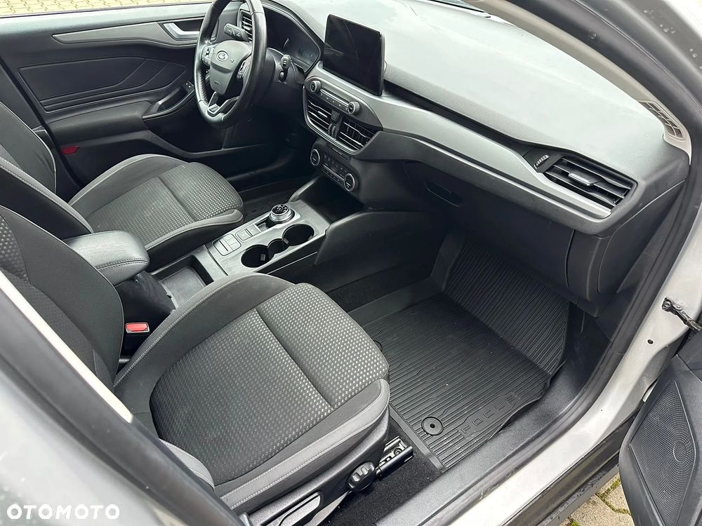 Ford Focus - 9