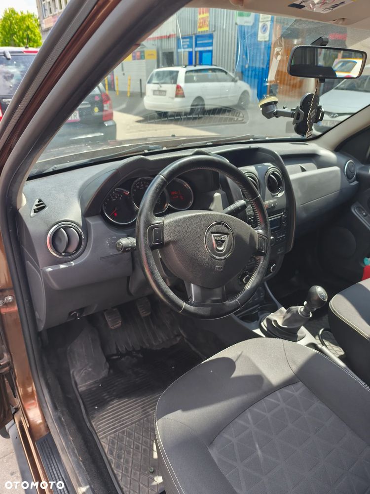 Dacia Duster 1.5 dCi Laureate - 8